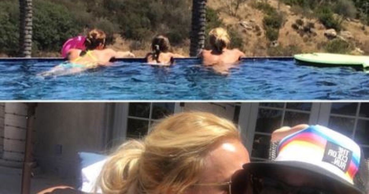 Спирс в очередной раз поделилась пляжными фото / © instagram.com/britneyspears