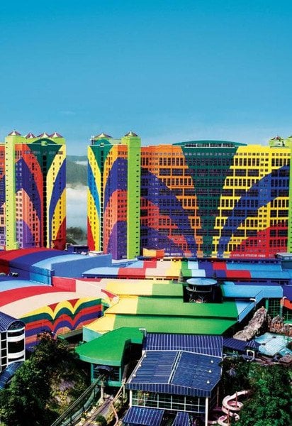 First World Hotel & Plaza