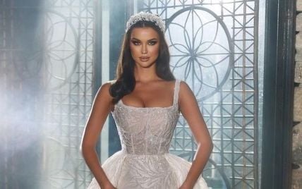 Невероятная: фаворитка шоу "Холостяк-12" продемонстрировала роскошные образы в свадебных платьях