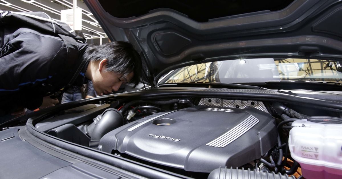 Водителям рассказали, как не нужно запускать автомобильный двигатель