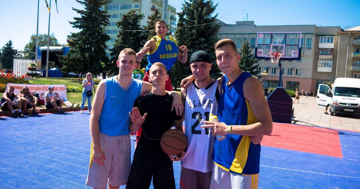 На чемпіонатах світу з баскетболу 3х3 зіграють три збірні України