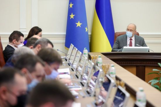 Уряд пропонує штрафувати за заперечення агресії РФ та окупації Криму і Донбасу