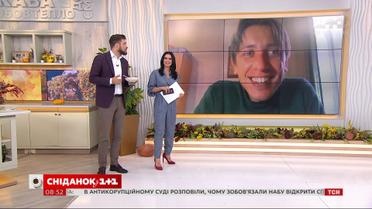 "Сніданок" пообщался вживую с итальянским певцом, который написал песню об украинском борще