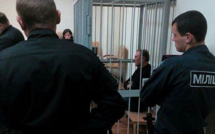 Ефремову продлили меру пресечения в виде содержания под стражей