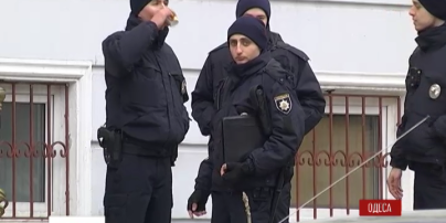 Очевидцы рассказали подробности ночной драки таксистов и полицейских в Одессе