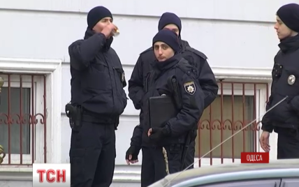 Очевидцы рассказали подробности ночной драки таксистов и полицейских в Одессе