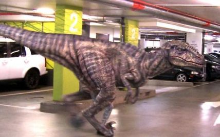 Надреалістичний динозавр сильно налякав співробітників австралійського радіо