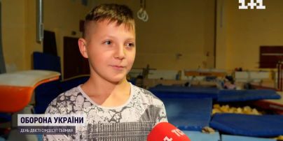 Важкий діагноз - не завада спорту: маленькому гімнасту з Прикарпаття допомогли втілити мрію