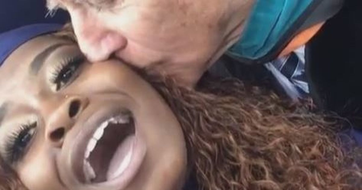 Поцелуй Джо Байдена