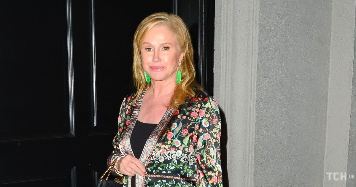 Кэти Хилтон