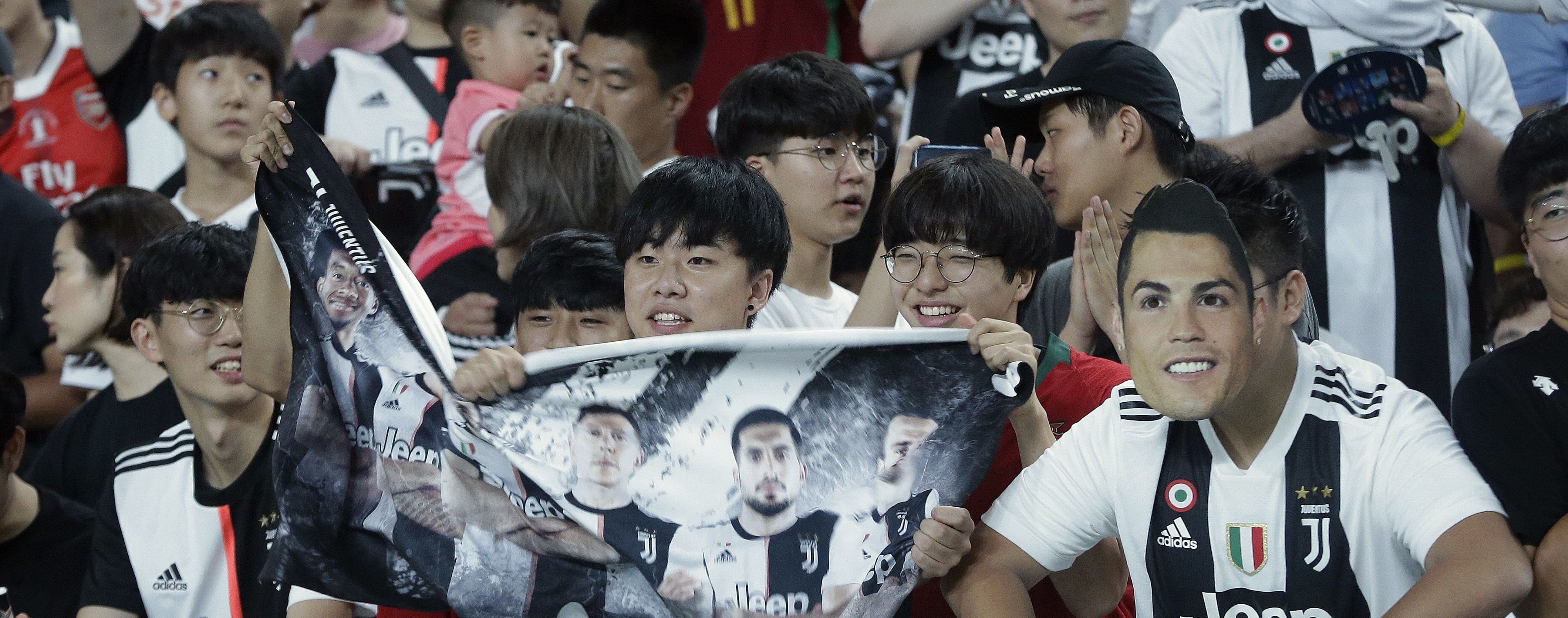 Полиция начала расследование из-за матча "Ювентуса" в Южной Корее