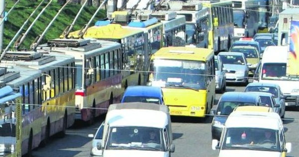 На час пробігу рух транспорту повністю перекриють.