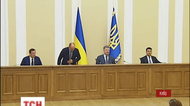 Нового генпрокурора встречали молча