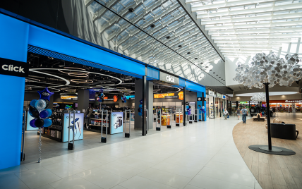 Click відкрив перший флагманський магазин техніки в Києві