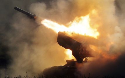 Українські військові дроном вполювали російський “Солнцепек” (відео)