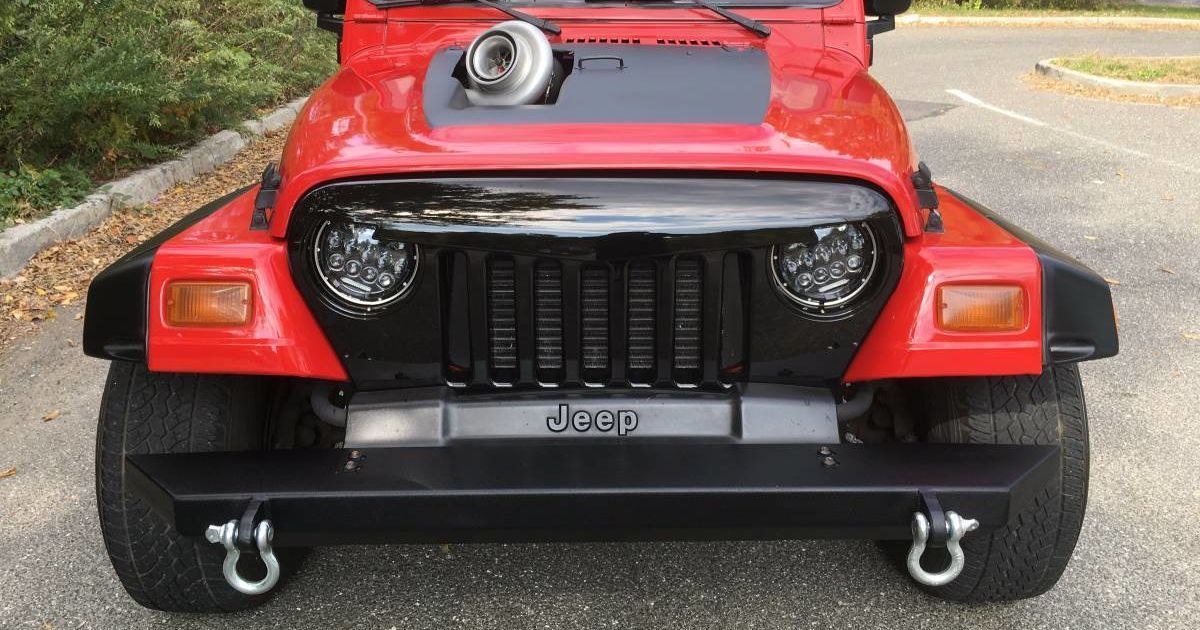 Американец установил на Jeep Wrangler мотор от Toyota Supra