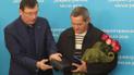 Порошенко зателефонував маршрутнику, який намагався зупинити вбивцю поліцейських у Дніпрі