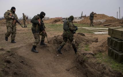 Террористы девять раз обстреливали украинских защитников на Донбассе