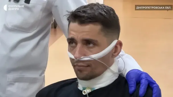 У Дніпрі з лікарні зник військовий, який втік з російського полону з перерізаним горлом: куди подівся