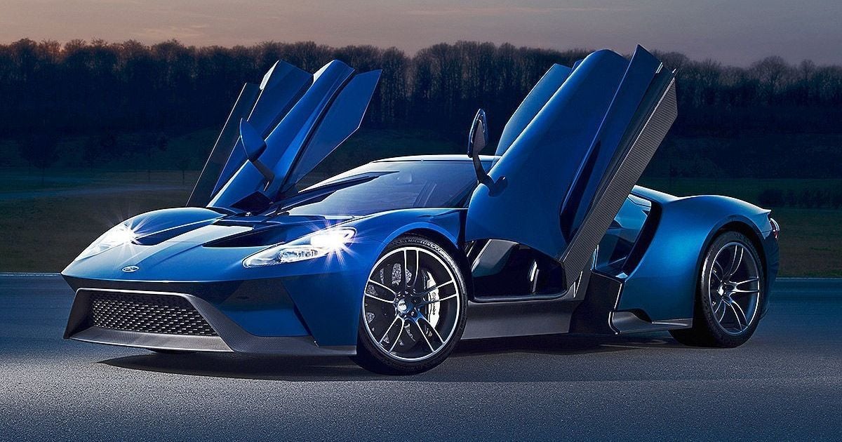 Ford показал принцип работы адаптивной цифровой приборной панели суперкара GT
