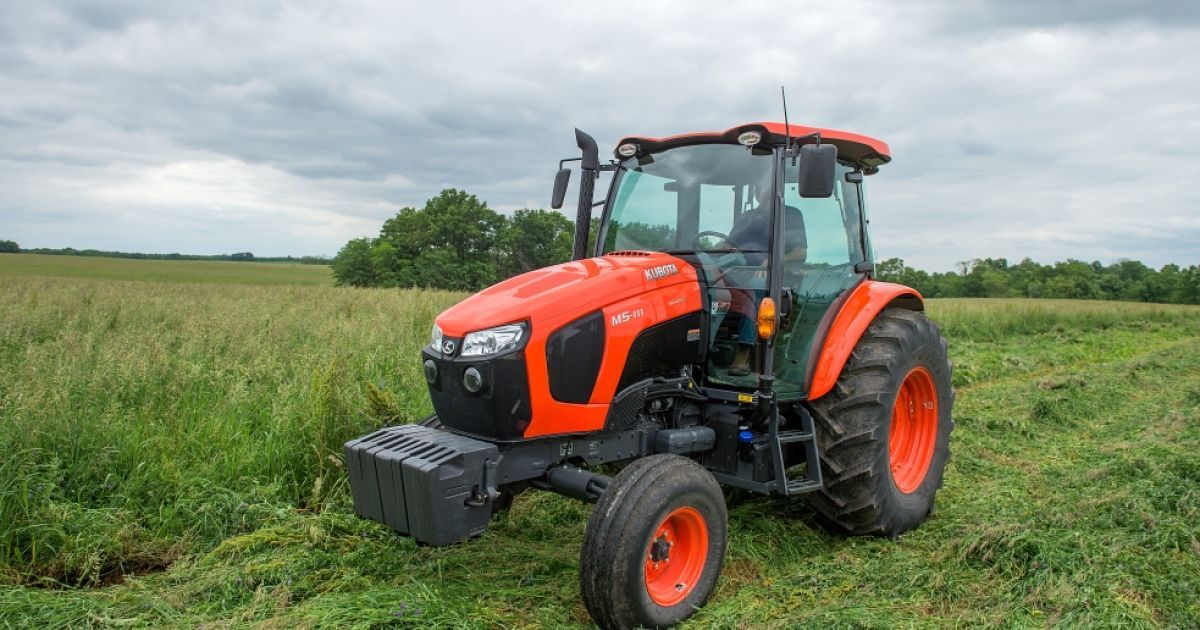 Kubota вывела на рынок новые тракторы M-серии
