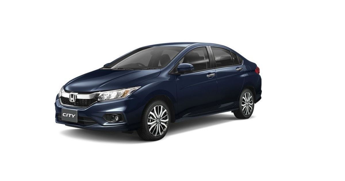 Honda представила обновленный компактный седан City