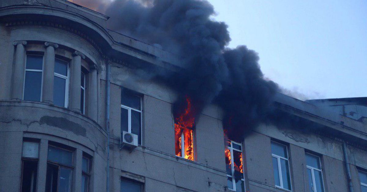 Пожежа у одеському коледжі_5 / © Думская