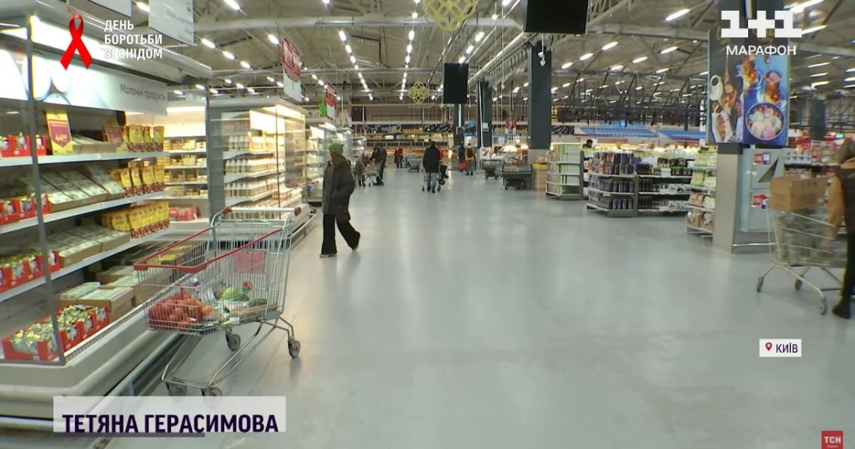Без света, но с заполненными полками: как работают магазины и повлияет ли это на цены
