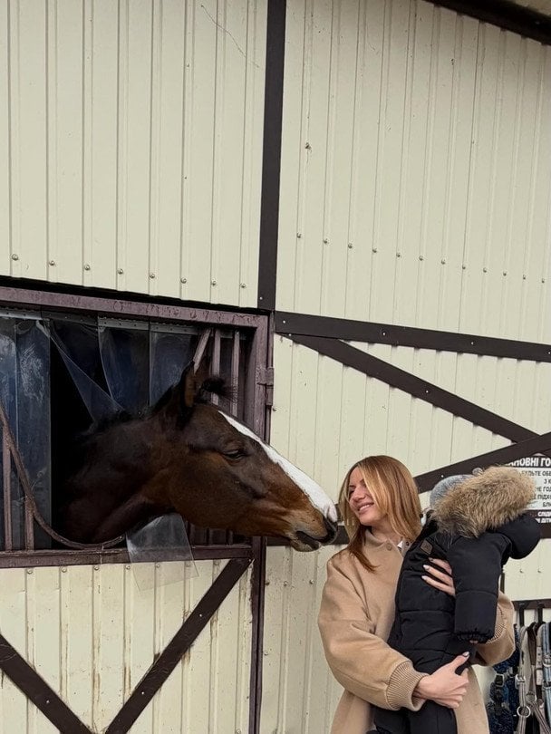 Леся Нікітюк з сином / © instagram.com/lesia_nikituk