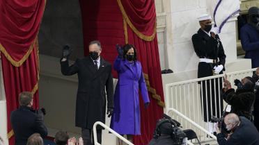 Камала Харрис и Дуг Эмхофф / © Associated Press