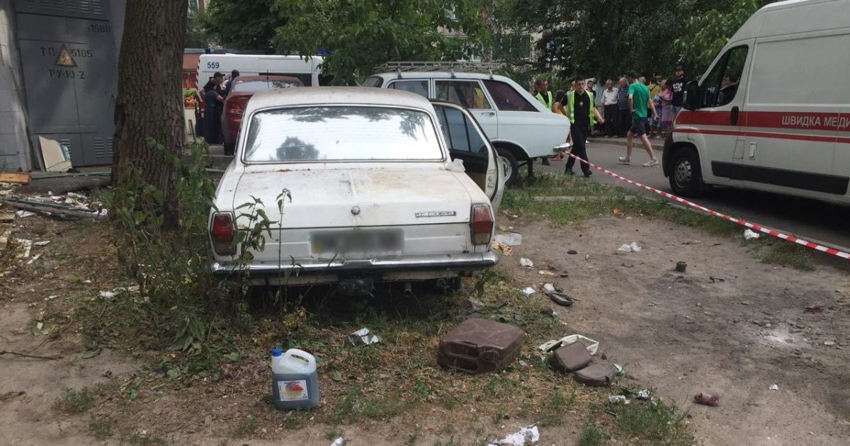 Власнику "Волги", яка вибухнула в Києві, оголошено про підозру за двома статтями