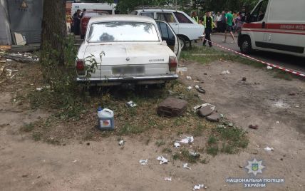 Вибух авто в Києві. Одна дитина перебуває в комі
