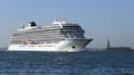Лайнер Viking Sky 2017-го року у Нью-Йорку
