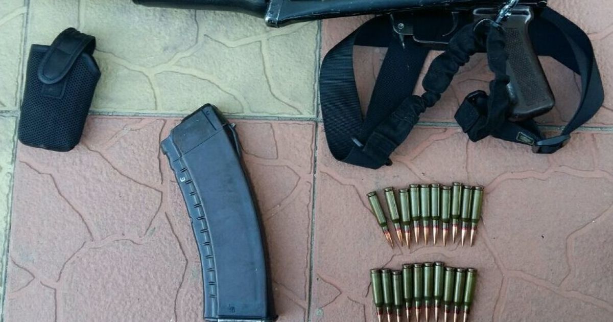 В Киеве обнаружили внушительный арсенал оружия и боеприпасов