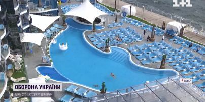 Хитрая Одесса придумала, как заманить туристов в условиях заминированного моря