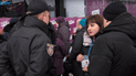 У Ковелі під час виступу Порошенка поліція силоміць вивела журналістку. Вона відмовилась проходити через металошукач