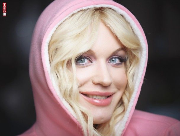 Монро чувствует себя одинокой в толпе / © Фото: Дмитрий Ларин