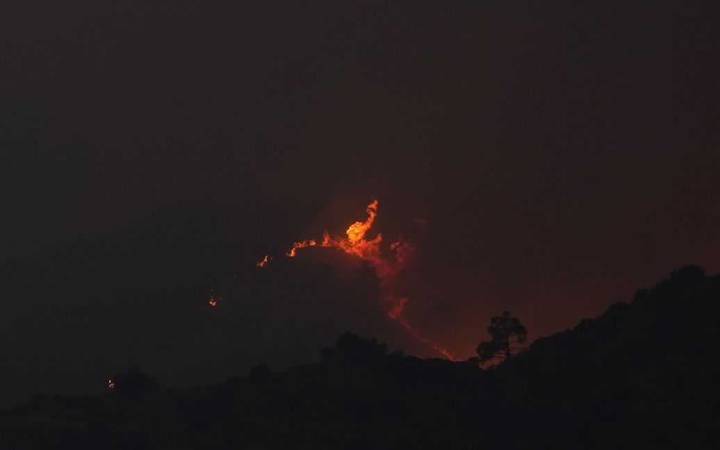 © Associated Press