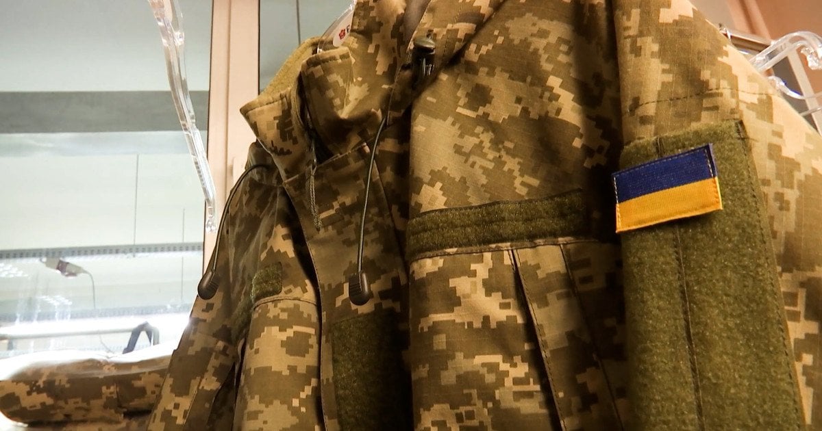Отец военного, бросивший сына, хочет выплату 15 млн