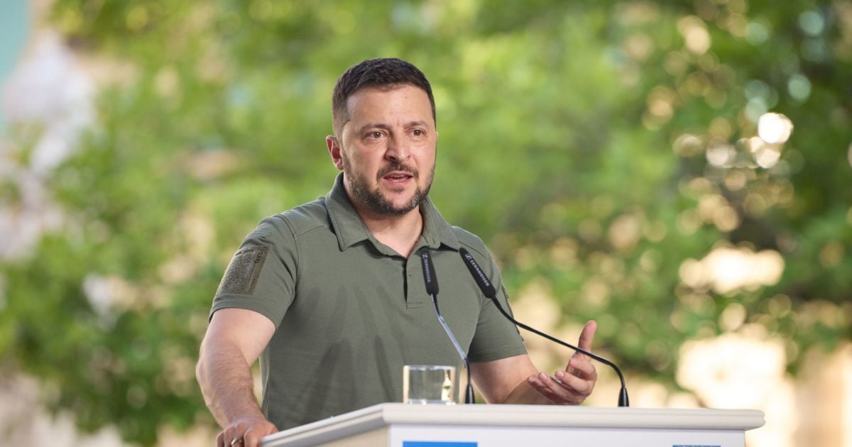 Президент Володимир Зеленський назвав орієнтовні терміни надходження F-16 до України