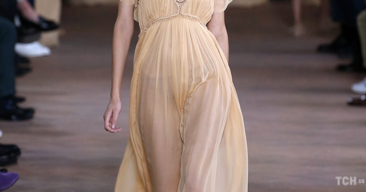 Колекція Alberta Ferretti прет-а-порте сезону весна-літо +2021 / © East News