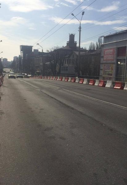 Шулявський шляхопровід відкрили для руху після обвалу