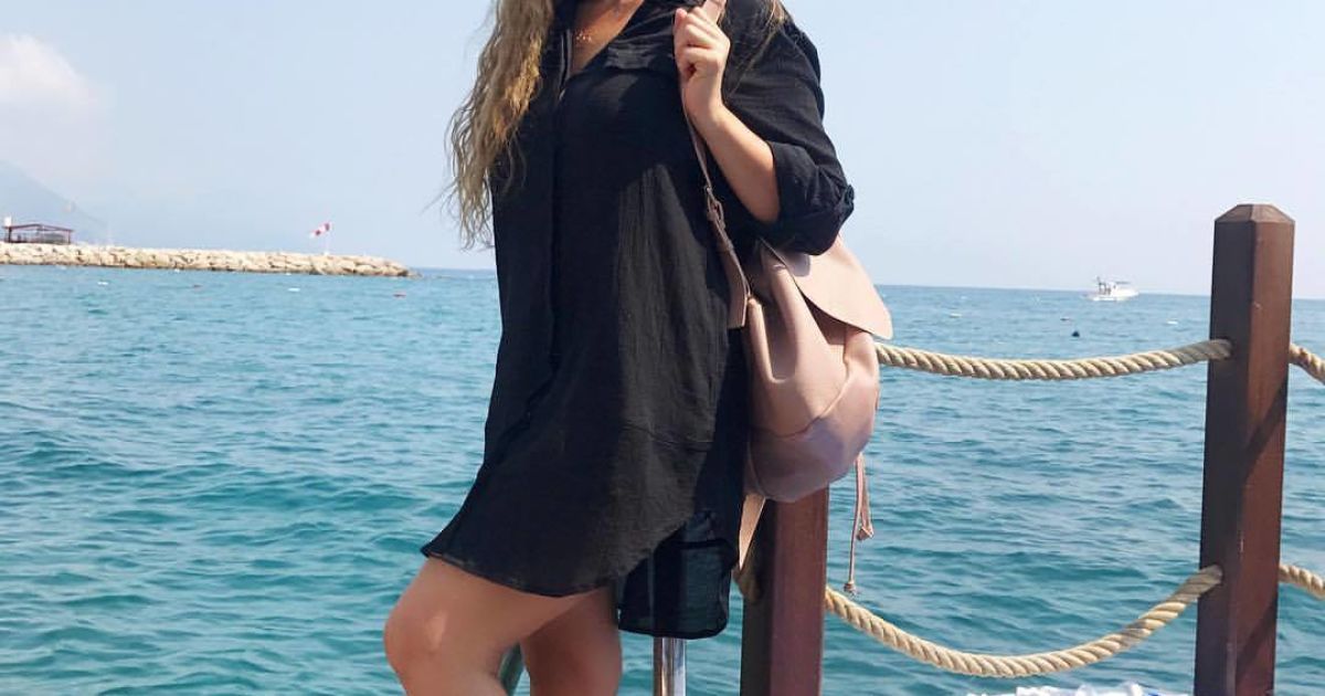 Анфіса Чехова замилувала юзерів світлинами з відпочинку / © instagram.com/achekhova