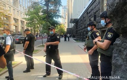 У Києві до будівлі Кабінету Міністрів приїхав спецназ: нові подробиці