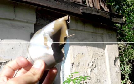 Боевики на Донбассе разбили жилые дома "Градом"