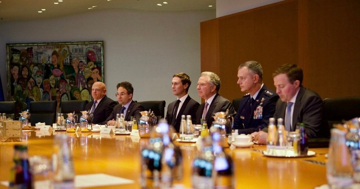 Американська делегація на переговорах у Берліні