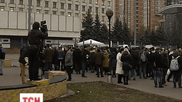 Під ЦВК відбувся мітинг проти визнання Вілкула мером Кривого Рогу