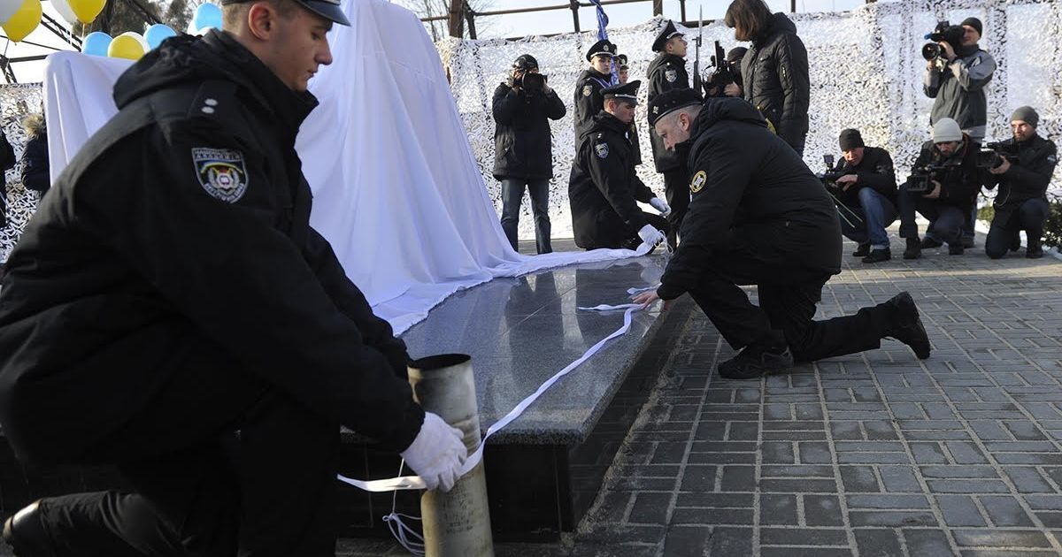 Турчинов та Аваков відкрили на Київщині меморіал загиблим героям_7 / © Інформаційно-аналітичний центр РНБО