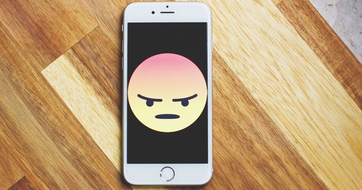 Facebook ввів секс-цензуру. Про що тепер заборонено говорити у соцмережі
