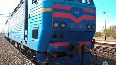 На Запоріжжі локомотив протаранив автомобіль / © ГУ НП у Запорізькій області